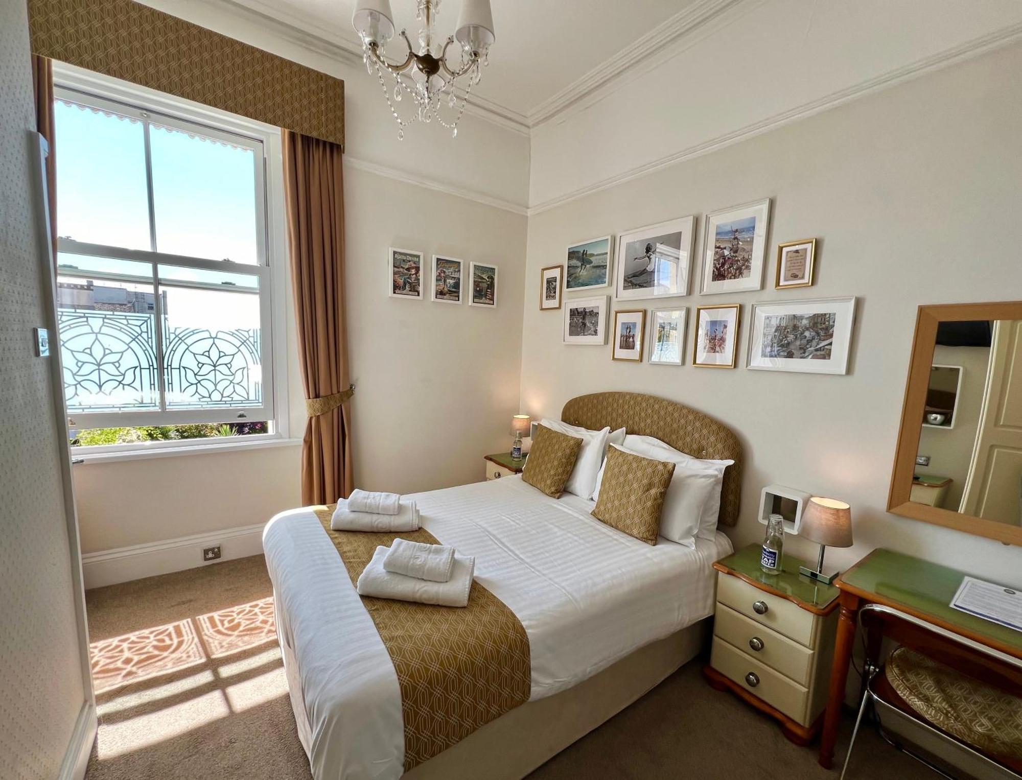 Riviera Lodge Hotel Torquay Eksteriør billede